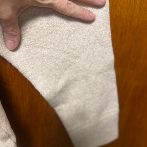 American Eagle beige sweater - Picture 2 of 4